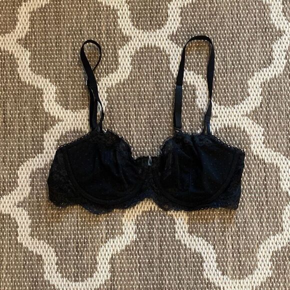 Victoria’s Secret push-up without padding bra size 36C - Picture 1 of 8